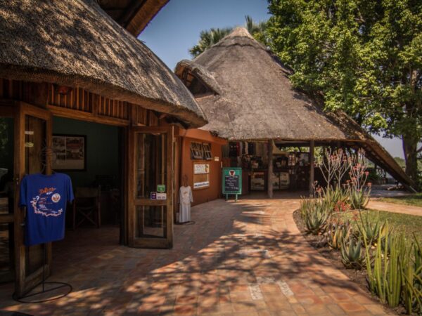 Victoria Falls Waterfront - Image 2