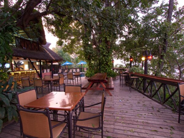 Victoria Falls Waterfront - Image 6